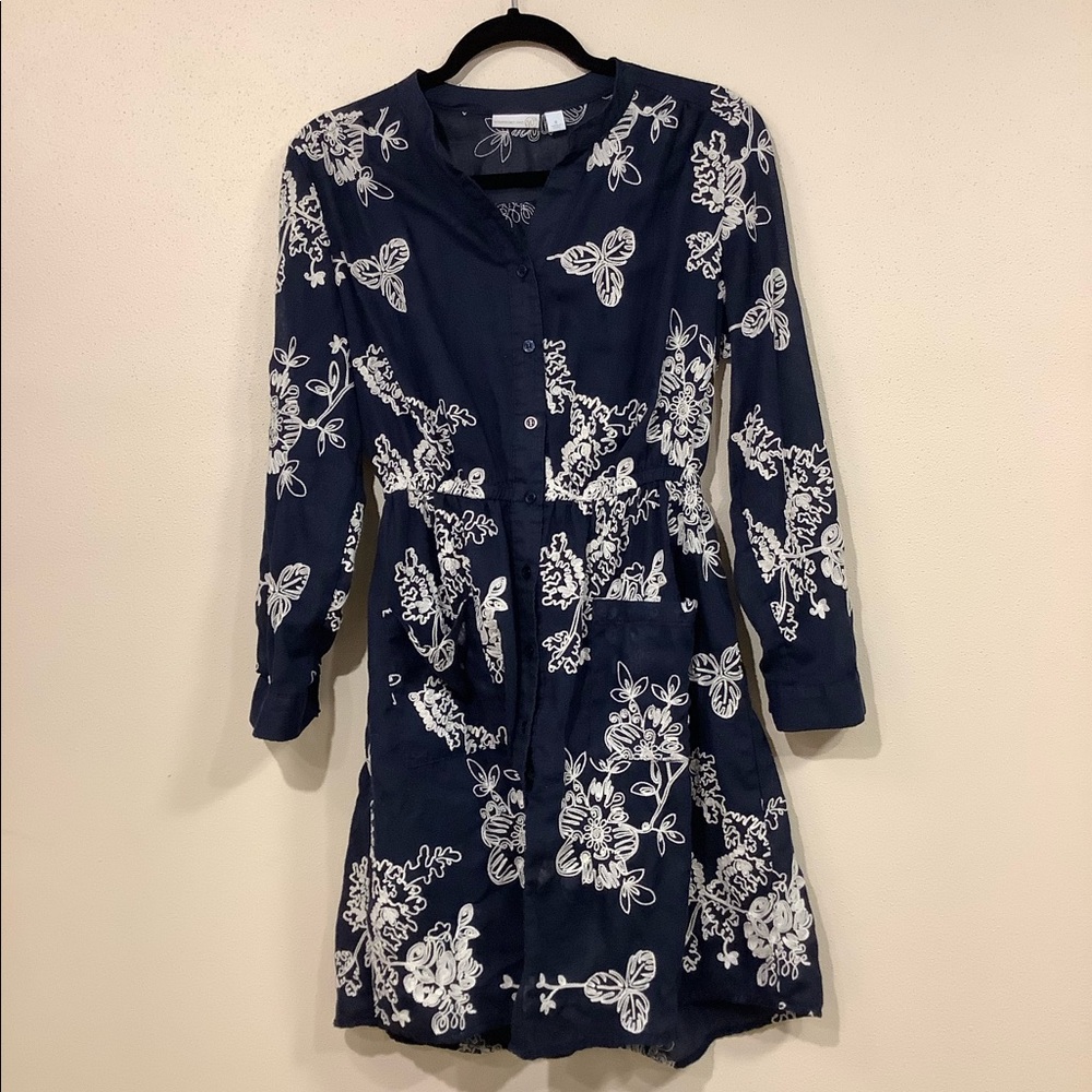 Size 8 navy dress